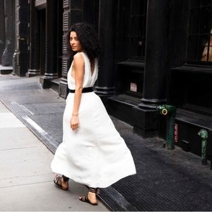 Long maxi flowy mesh reformation dress front slit deep‎ V open back backless